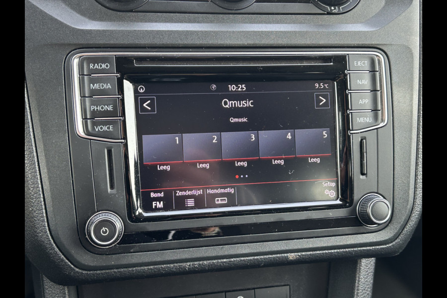 Volkswagen Caddy 2.0 TDI 102 PK HIGHLINE / L1H1 / 1e EIGENAAR / AIRCO / CRUISE / VOORRUITVERW / NAVI / APPLE CARPLAY