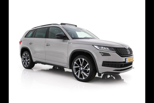 Škoda Kodiaq 1.5 TSI Sportline Business (INCL-BTW) Aut. *PANO | LEATHER-MICROFIBRE | FULL-LED | MEMORY-PACK | DIGI-COCKPIT | NAVI-FULLMAP | CAMERA | DAB+ | AMBIENT-LIGHT | KEYLESS | DAB+ | CARPLAY | PRIVACY-GLASS | 20"ALU*