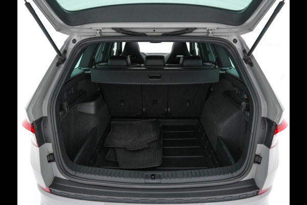 Škoda Kodiaq 1.5 TSI Sportline Business (INCL-BTW) Aut. *PANO | LEATHER-MICROFIBRE | FULL-LED | MEMORY-PACK | DIGI-COCKPIT | NAVI-FULLMAP | CAMERA | DAB+ | AMBIENT-LIGHT | KEYLESS | DAB+ | CARPLAY | PRIVACY-GLASS | 20"ALU*