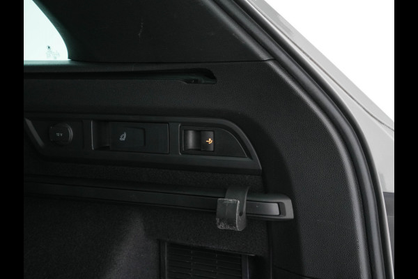 Škoda Kodiaq 1.5 TSI Sportline Business (INCL-BTW) Aut. *PANO | LEATHER-MICROFIBRE | FULL-LED | MEMORY-PACK | DIGI-COCKPIT | NAVI-FULLMAP | CAMERA | DAB+ | AMBIENT-LIGHT | KEYLESS | DAB+ | CARPLAY | PRIVACY-GLASS | 20"ALU*