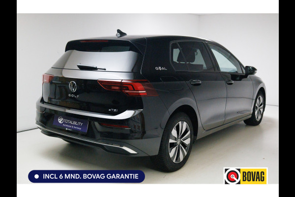 Volkswagen Golf 1.5 eTSI GOAL edition All-season | Navigatie | PDC V+A | Stoel- stuurverwarming Privacy glas, Travel Assist, Adaptive cruise, App-connect
