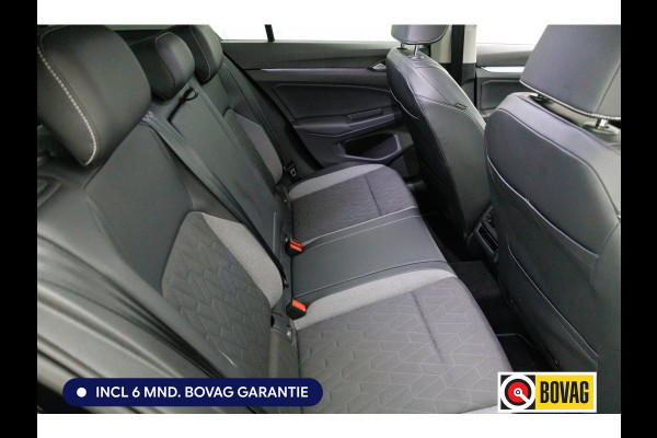 Volkswagen Golf 1.5 eTSI GOAL edition All-season | Navigatie | PDC V+A | Stoel- stuurverwarming Privacy glas, Travel Assist, Adaptive cruise, App-connect