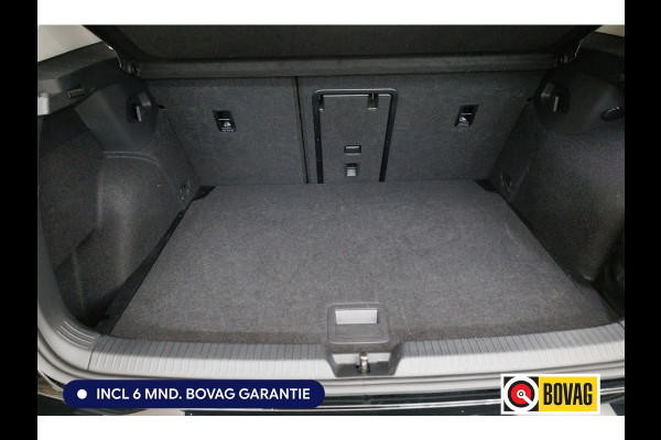 Volkswagen Golf 1.5 eTSI GOAL edition All-season | Navigatie | PDC V+A | Stoel- stuurverwarming Privacy glas, Travel Assist, Adaptive cruise, App-connect