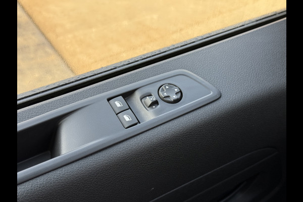 Toyota Proace Dynamic Long Worker 75kWh NIEUW! L3 348km WLTP 100kW Snelladen LED Climate Control Adaptieve Cruise Stoel/ Stuur verwarming Carplay Camera