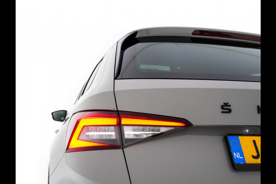 Škoda Kodiaq 1.5 TSI Sportline Business (INCL-BTW) Aut. *PANO | LEATHER-MICROFIBRE | FULL-LED | MEMORY-PACK | DIGI-COCKPIT | NAVI-FULLMAP | CAMERA | DAB+ | AMBIENT-LIGHT | KEYLESS | DAB+ | CARPLAY | PRIVACY-GLASS | 20"ALU*