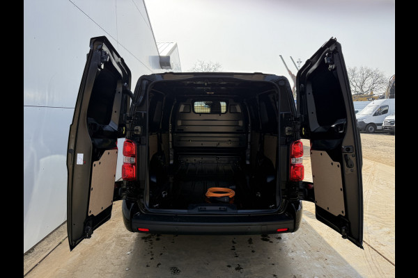 Toyota Proace Dynamic Long Worker 75kWh NIEUW! L3 348km WLTP 100kW Snelladen LED Climate Control Adaptieve Cruise Stoel/ Stuur verwarming Carplay Camera