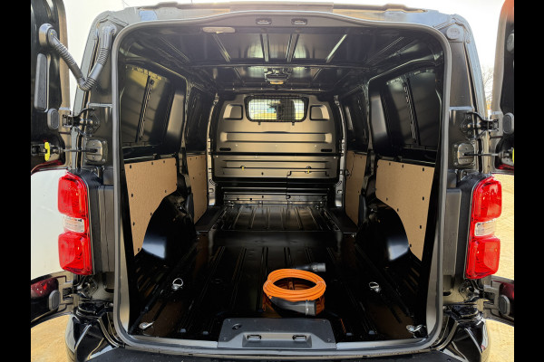 Toyota Proace Dynamic Long Worker 75kWh NIEUW! L3 348km WLTP 100kW Snelladen LED Climate Control Adaptieve Cruise Stoel/ Stuur verwarming Carplay Camera