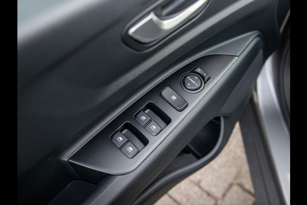 Kia Stonic 1.0 T-GDi MHEV DynamicLine | Uit voorraad leverbaar | Private Lease vanaf € 409,-