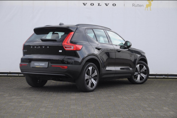 Volvo XC40 231PK Automaat Recharge Single motor Core / Leder interieur / Parkeersensoren met camera / Stoel - en stuurwielverwarming / Apple carplay / Bluetooth / Google infotainment / All seasonbanden
