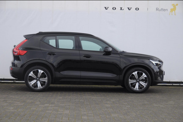 Volvo XC40 231PK Automaat Recharge Single motor Core / Leder interieur / Parkeersensoren met camera / Stoel - en stuurwielverwarming / Apple carplay / Bluetooth / Google infotainment / All seasonbanden