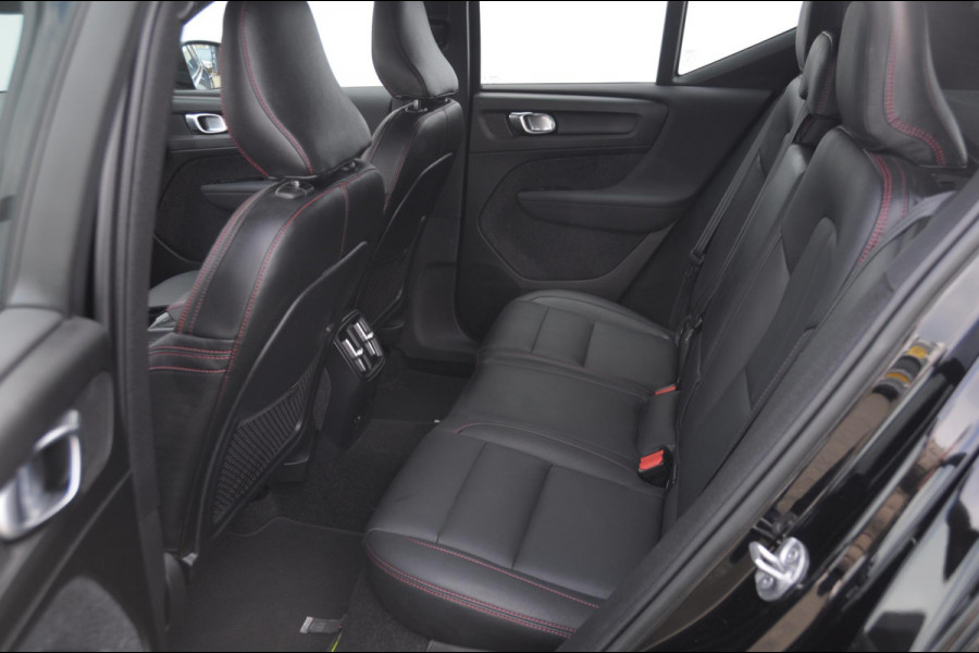 Volvo XC40 231PK Automaat Recharge Single motor Core / Leder interieur / Parkeersensoren met camera / Stoel - en stuurwielverwarming / Apple carplay / Bluetooth / Google infotainment / All seasonbanden