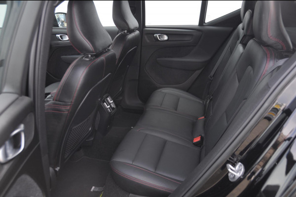 Volvo XC40 231PK Automaat Recharge Single motor Core / Leder interieur / Parkeersensoren met camera / Stoel - en stuurwielverwarming / Apple carplay / Bluetooth / Google infotainment / All seasonbanden
