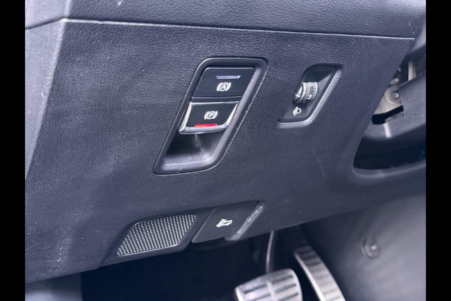 MG Marvel R Luxury 70 kWh VAN € 25.900,- VOOR € 21.877,- UW LENTEVOORDEEL € 4.023,-! | SOH 94% | 7 jaar FABRIEKSGARANTIE | PANORAMADAK | 360CAMERA | STOELVERWARMING | ADAPTIVE CRUISE CONTROL | STOELVERKOELING | ELECTRISCHE STOELEN | MEMORY SEATS