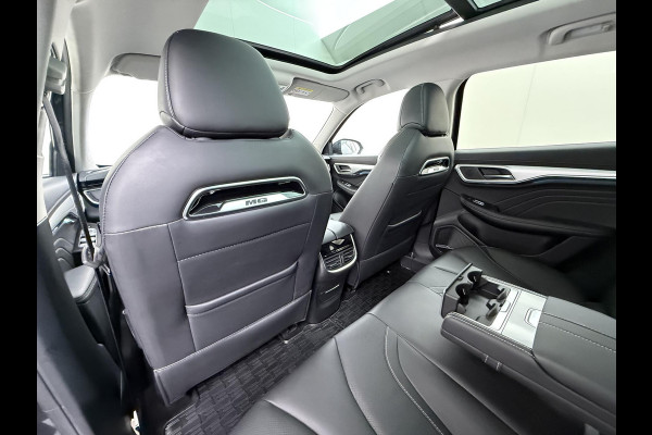 MG Marvel R Luxury 70 kWh VAN € 25.900,- VOOR € 21.877,- UW LENTEVOORDEEL € 4.023,-! | SOH 94% | 7 jaar FABRIEKSGARANTIE | PANORAMADAK | 360CAMERA | STOELVERWARMING | ADAPTIVE CRUISE CONTROL | STOELVERKOELING | ELECTRISCHE STOELEN | MEMORY SEATS
