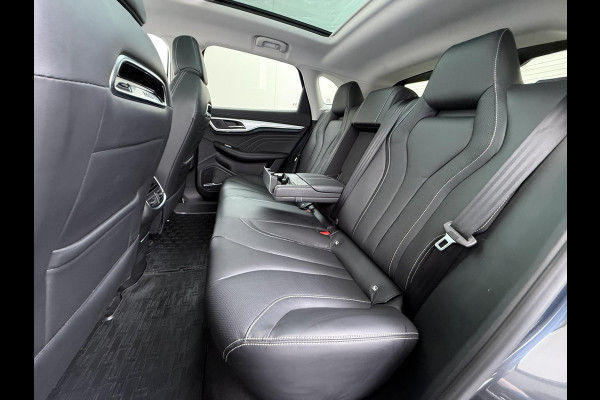 MG Marvel R Luxury 70 kWh VAN € 25.900,- VOOR € 21.877,- UW LENTEVOORDEEL € 4.023,-! | SOH 94% | 7 jaar FABRIEKSGARANTIE | PANORAMADAK | 360CAMERA | STOELVERWARMING | ADAPTIVE CRUISE CONTROL | STOELVERKOELING | ELECTRISCHE STOELEN | MEMORY SEATS