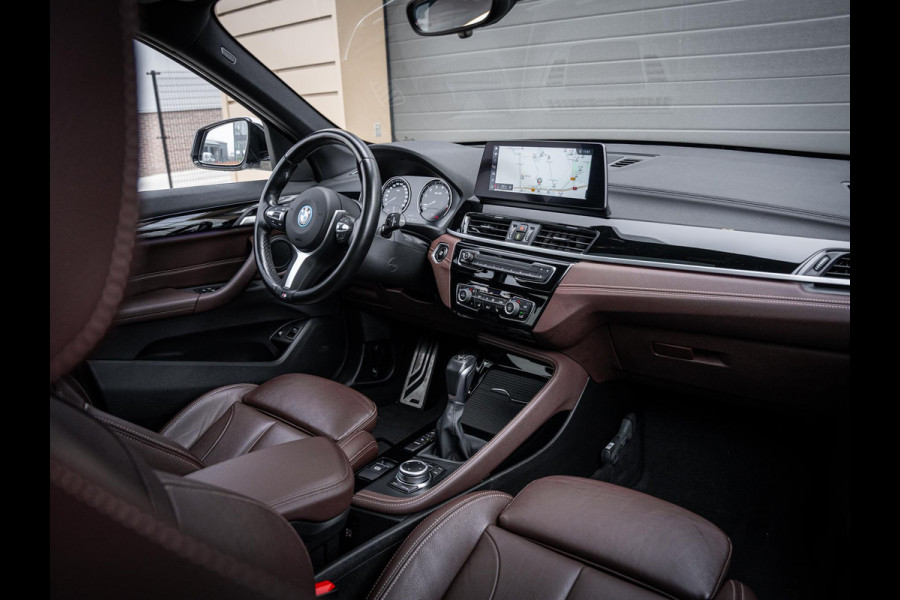BMW X1 xDrive25e eDrive Edition M-Sport l Panorama l HUD l Trekhaak l Camera