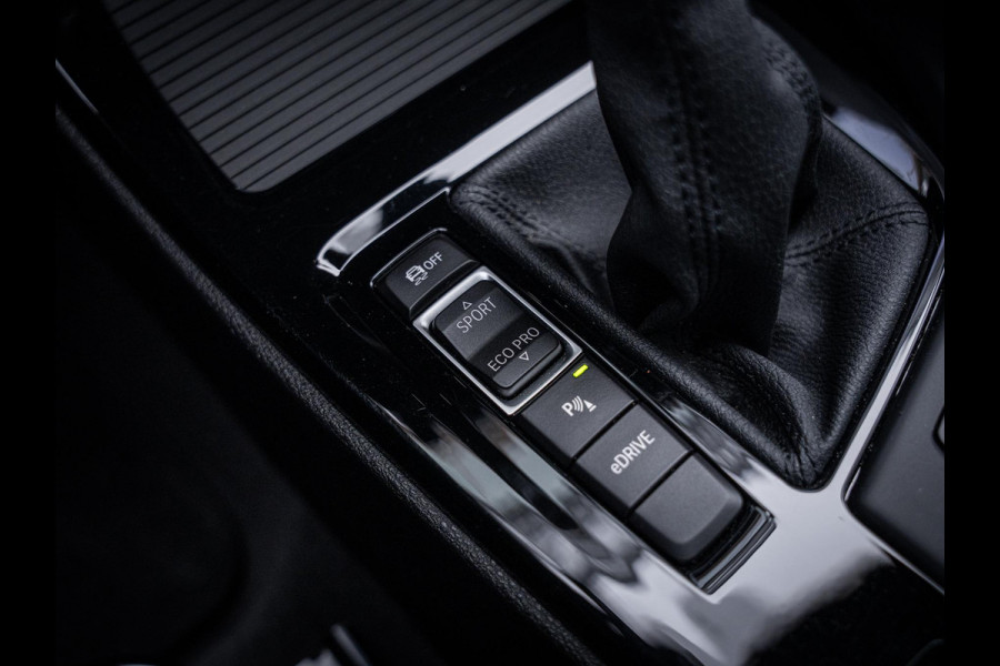 BMW X1 xDrive25e eDrive Edition M-Sport l Panorama l HUD l Trekhaak l Camera