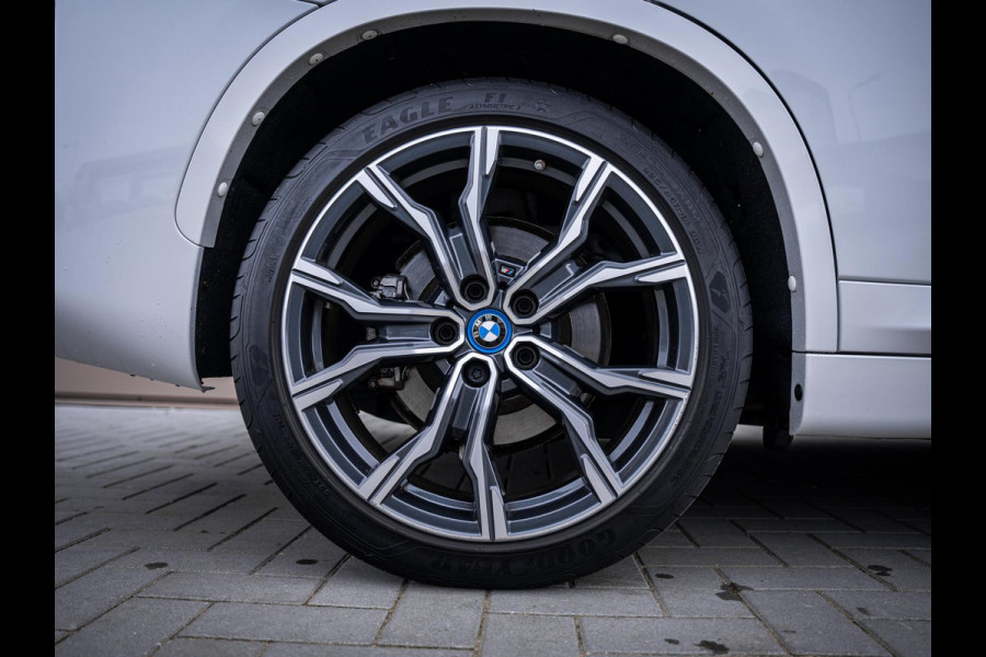 BMW X1 xDrive25e eDrive Edition M-Sport l Panorama l HUD l Trekhaak l Camera