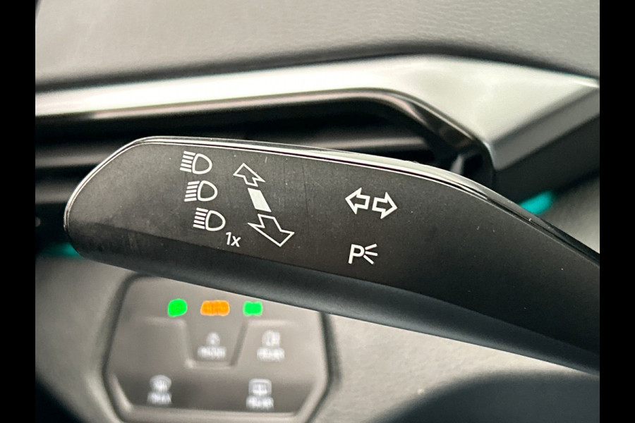 Volkswagen ID.4 Pure 52 kWh | SOH 91 % | Warmtepomp | Trekhaak | Cruise/Control