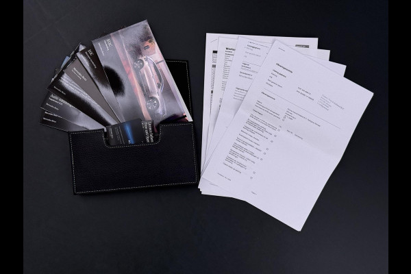 Mercedes-Benz EQC 400 4MATIC Business Solution AMG 80 kWh VAN € 35.900,- VOOR € 31.877,- UW LENTEVOORDEEL € 4.023,-! | SOH 94% | ADAPTIVE CRUISE CONTROL| ELEK. ACHTERKLEP| CAMERA| COMPLETE AUTO|