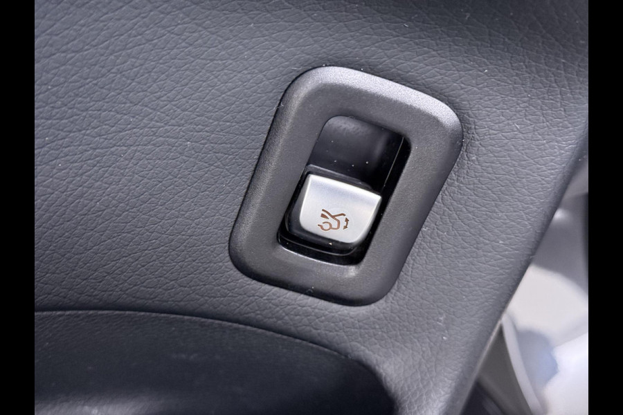 Mercedes-Benz EQC 400 4MATIC Business Solution AMG 80 kWh VAN € 35.900,- VOOR € 31.877,- UW LENTEVOORDEEL € 4.023,-! | SOH 94% | ADAPTIVE CRUISE CONTROL| ELEK. ACHTERKLEP| CAMERA| COMPLETE AUTO|