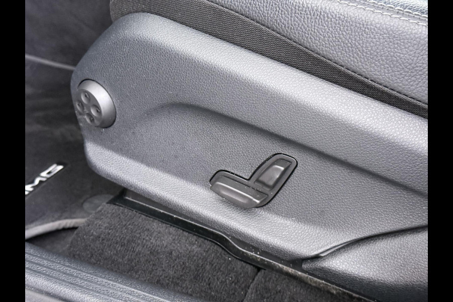 Mercedes-Benz EQC 400 4MATIC Business Solution AMG 80 kWh VAN € 35.900,- VOOR € 31.877,- UW LENTEVOORDEEL € 4.023,-! | SOH 94% | ADAPTIVE CRUISE CONTROL| ELEK. ACHTERKLEP| CAMERA| COMPLETE AUTO|