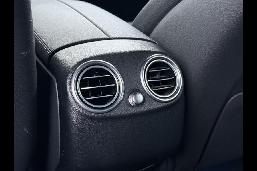 Mercedes-Benz EQC 400 4MATIC Business Solution AMG 80 kWh VAN € 35.900,- VOOR € 31.877,- UW LENTEVOORDEEL € 4.023,-! | SOH 94% | ADAPTIVE CRUISE CONTROL| ELEK. ACHTERKLEP| CAMERA| COMPLETE AUTO|