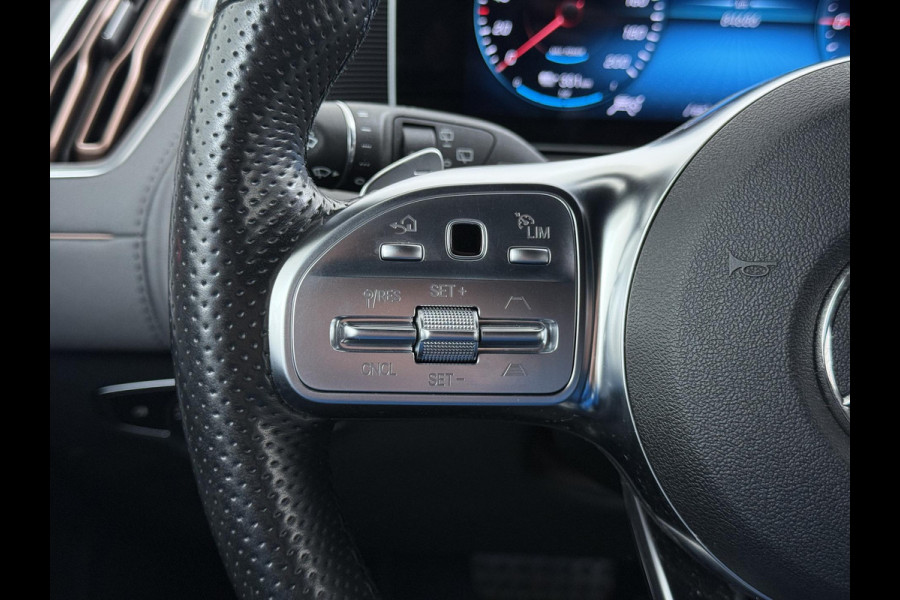 Mercedes-Benz EQC 400 4MATIC Business Solution AMG 80 kWh VAN € 35.900,- VOOR € 31.877,- UW LENTEVOORDEEL € 4.023,-! | SOH 94% | ADAPTIVE CRUISE CONTROL| ELEK. ACHTERKLEP| CAMERA| COMPLETE AUTO|