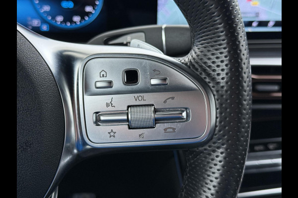 Mercedes-Benz EQC 400 4MATIC Business Solution AMG 80 kWh VAN € 35.900,- VOOR € 31.877,- UW LENTEVOORDEEL € 4.023,-! | SOH 94% | ADAPTIVE CRUISE CONTROL| ELEK. ACHTERKLEP| CAMERA| COMPLETE AUTO|