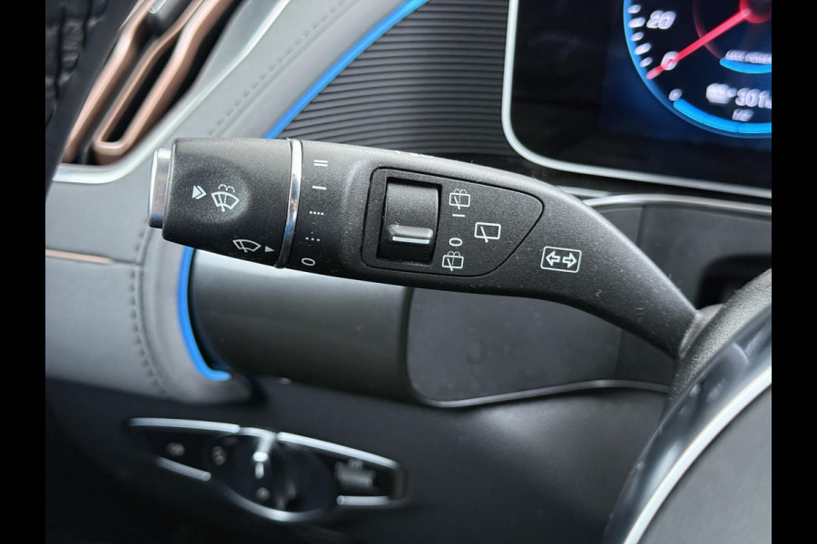 Mercedes-Benz EQC 400 4MATIC Business Solution AMG 80 kWh VAN € 35.900,- VOOR € 31.877,- UW LENTEVOORDEEL € 4.023,-! | SOH 94% | ADAPTIVE CRUISE CONTROL| ELEK. ACHTERKLEP| CAMERA| COMPLETE AUTO|