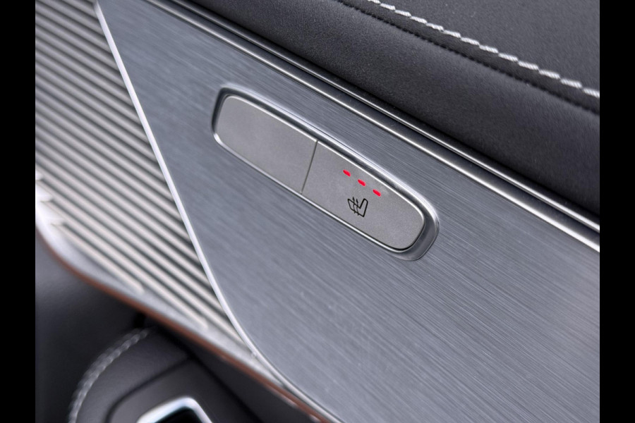 Mercedes-Benz EQC 400 4MATIC Business Solution AMG 80 kWh VAN € 35.900,- VOOR € 31.877,- UW LENTEVOORDEEL € 4.023,-! | SOH 94% | ADAPTIVE CRUISE CONTROL| ELEK. ACHTERKLEP| CAMERA| COMPLETE AUTO|