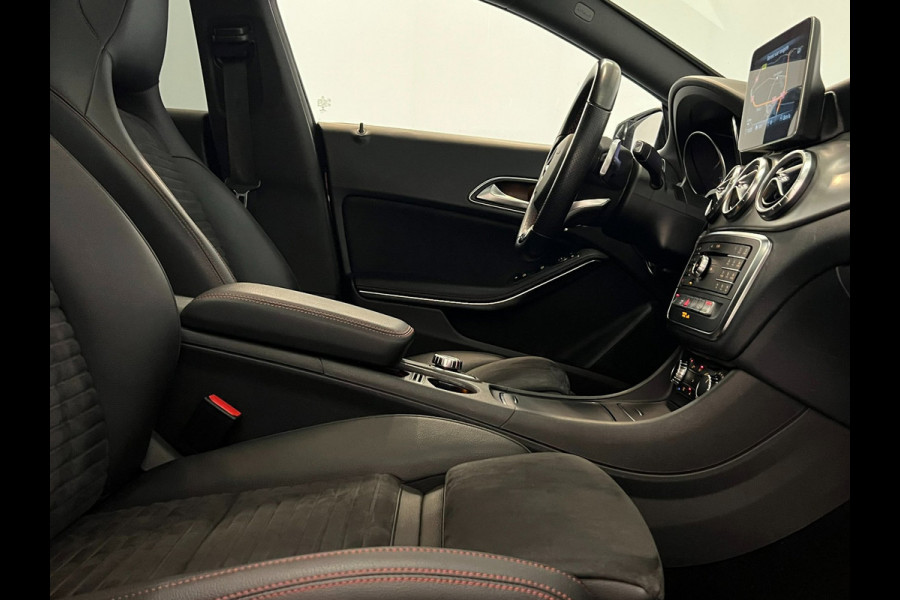 Mercedes-Benz CLA-Klasse Shooting Brake 180 / AMG / Night / Pano / NL-auto