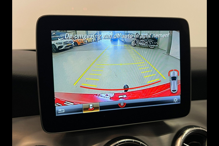 Mercedes-Benz CLA-Klasse Shooting Brake 180 / AMG / Night / Pano / NL-auto