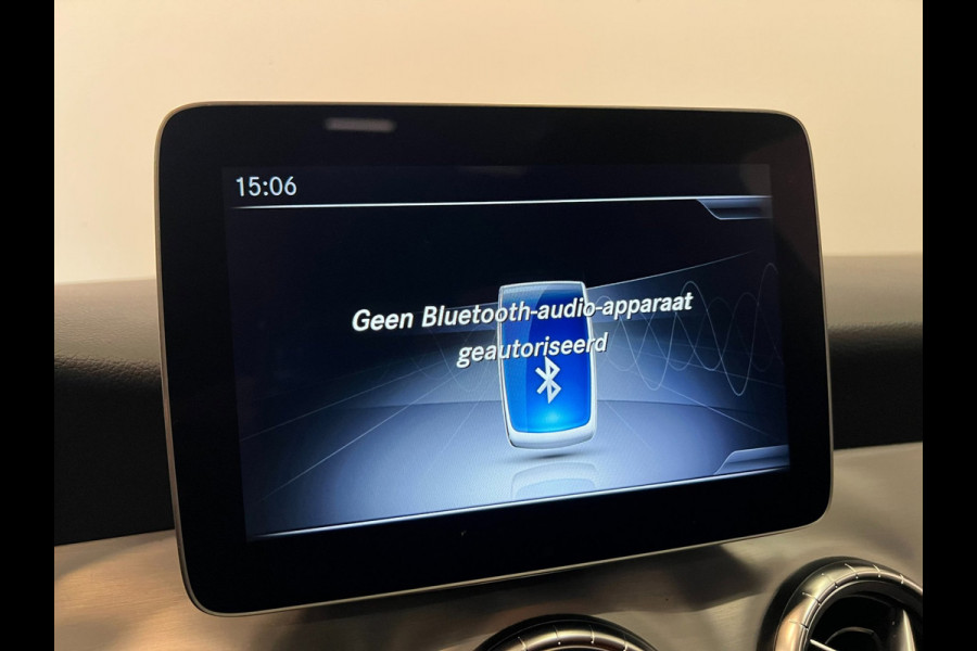 Mercedes-Benz CLA-Klasse Shooting Brake 180 / AMG / Night / Pano / NL-auto