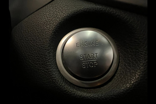 Mercedes-Benz CLA-Klasse Shooting Brake 180 / AMG / Night / Pano / NL-auto