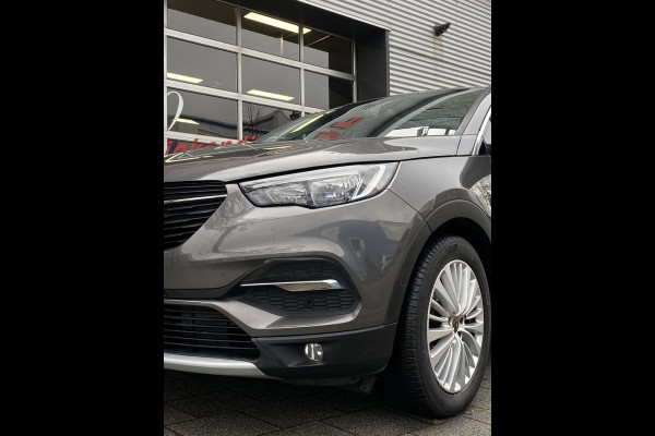 Opel Grandland X 1.2 Turbo Innovation - Panorama dak I Navigatie/Apple CarPlay I Airco I LED I PDC I Sport velgen I Dealer onderh.