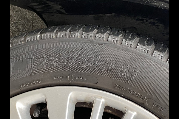 Opel Grandland X 1.2 Turbo Innovation - Panorama dak I Navigatie/Apple CarPlay I Airco I LED I PDC I Sport velgen I Dealer onderh.