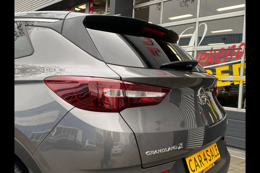 Opel Grandland X 1.2 Turbo Innovation - Panorama dak I Navigatie/Apple CarPlay I Airco I LED I PDC I Sport velgen I Dealer onderh.
