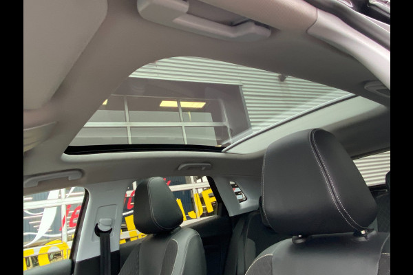 Opel Grandland X 1.2 Turbo Innovation - Panorama dak I Navigatie/Apple CarPlay I Airco I LED I PDC I Sport velgen I Dealer onderh.