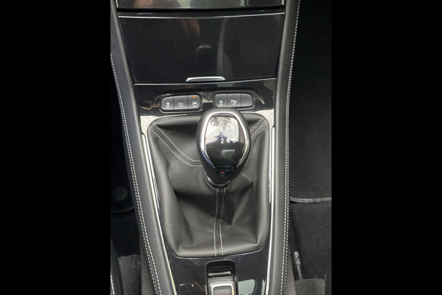 Opel Grandland X 1.2 Turbo Innovation - Panorama dak I Navigatie/Apple CarPlay I Airco I LED I PDC I Sport velgen I Dealer onderh.