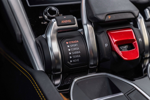 Lamborghini Urus 4.0 V8 650 PK Pano Keramisch B&O Advanced Massage Luchtvering 360 Camera ACC 22''