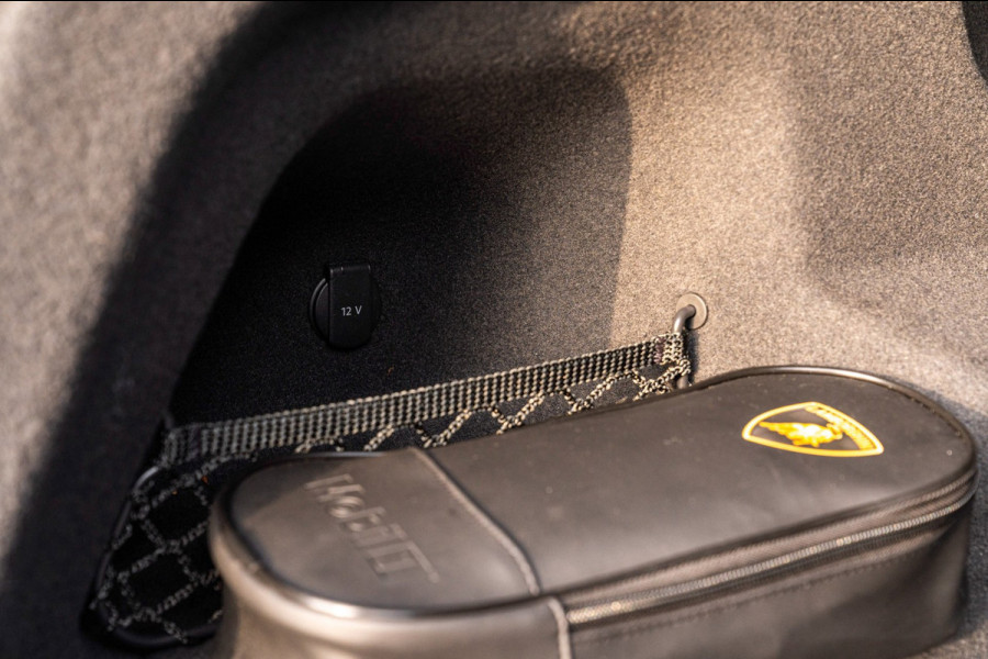 Lamborghini Urus 4.0 V8 650 PK Pano Keramisch B&O Advanced Massage Luchtvering 360 Camera ACC 22''