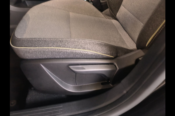 Renault Captur 1.3 mild hybrid 160 techno AUTOMAAT uit 2025 Rijklaar + Fabrieksgarantie Henk Jongen Auto's in Helmond,  al 50 jaar service zoals 't hoort!