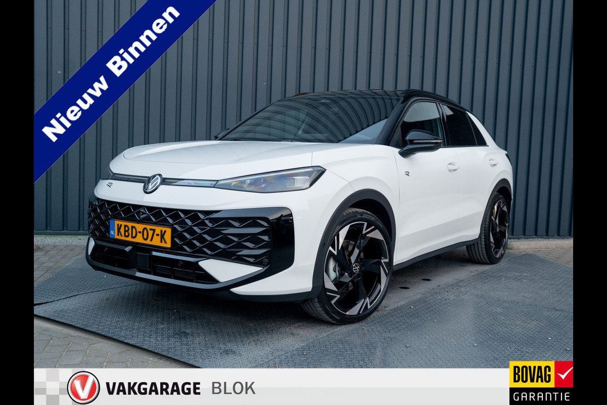 Volkswagen T-Roc 1.5 eTsi R-Line First Edition | Black Style | 360 Camera | Head Up | Elk. A-klep | IQ Light | Prijs Rijklaar!!