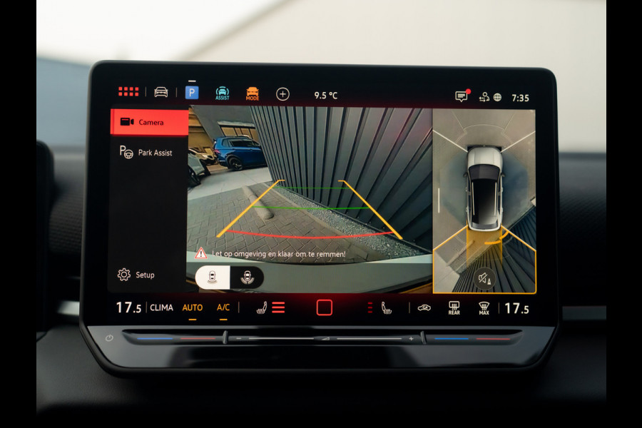 Volkswagen T-Roc 1.5 eTsi R-Line First Edition | Black Style | 360 Camera | Head Up | Elk. A-klep | IQ Light | Prijs Rijklaar!!