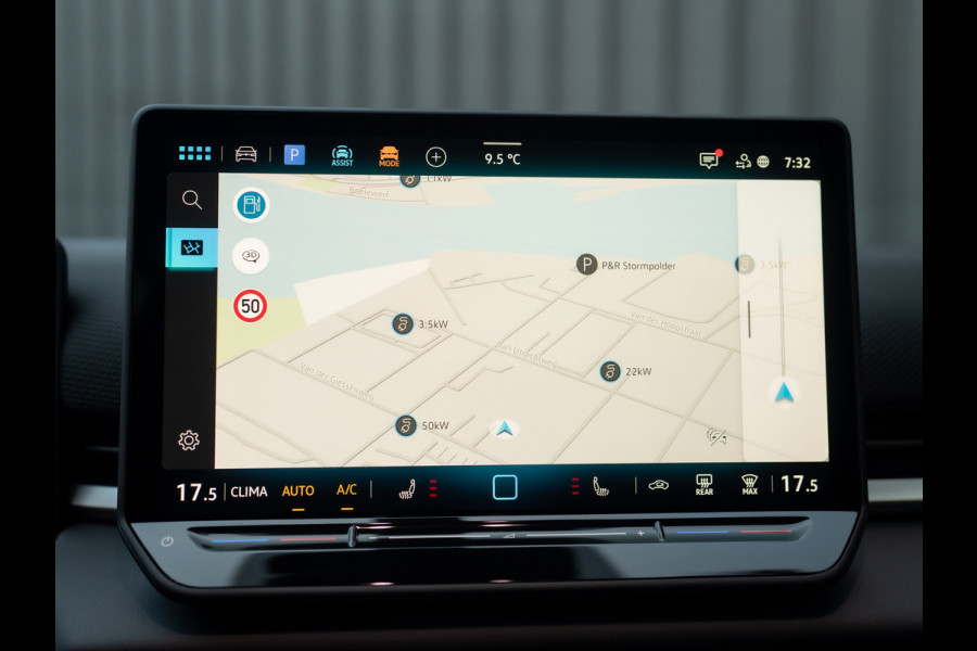 Volkswagen T-Roc 1.5 eTsi R-Line First Edition | Black Style | 360 Camera | Head Up | Elk. A-klep | IQ Light | Prijs Rijklaar!!