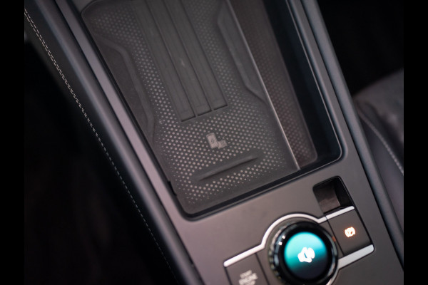 Volkswagen T-Roc 1.5 eTsi R-Line First Edition | Black Style | 360 Camera | Head Up | Elk. A-klep | IQ Light | Prijs Rijklaar!!