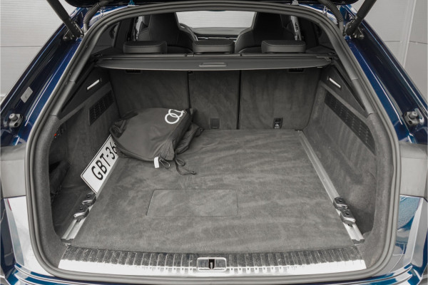 Audi Q8 55 TFSI e Quattro Pro Line S Pano Luchtvering ACC B&O 23"