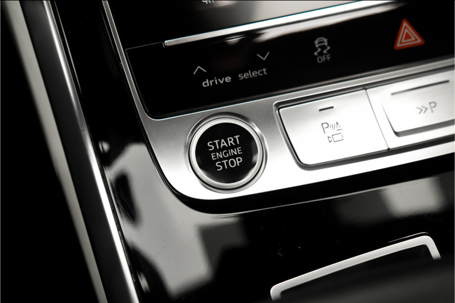 Audi Q8 55 TFSI e Quattro Pro Line S Pano Luchtvering ACC B&O 23"