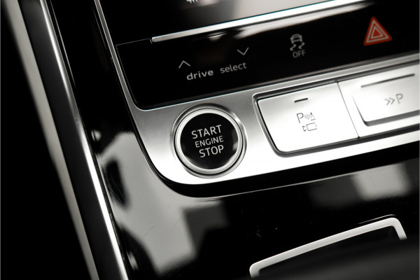 Audi Q8 55 TFSI e Quattro Pro Line S Pano Luchtvering ACC B&O 23"